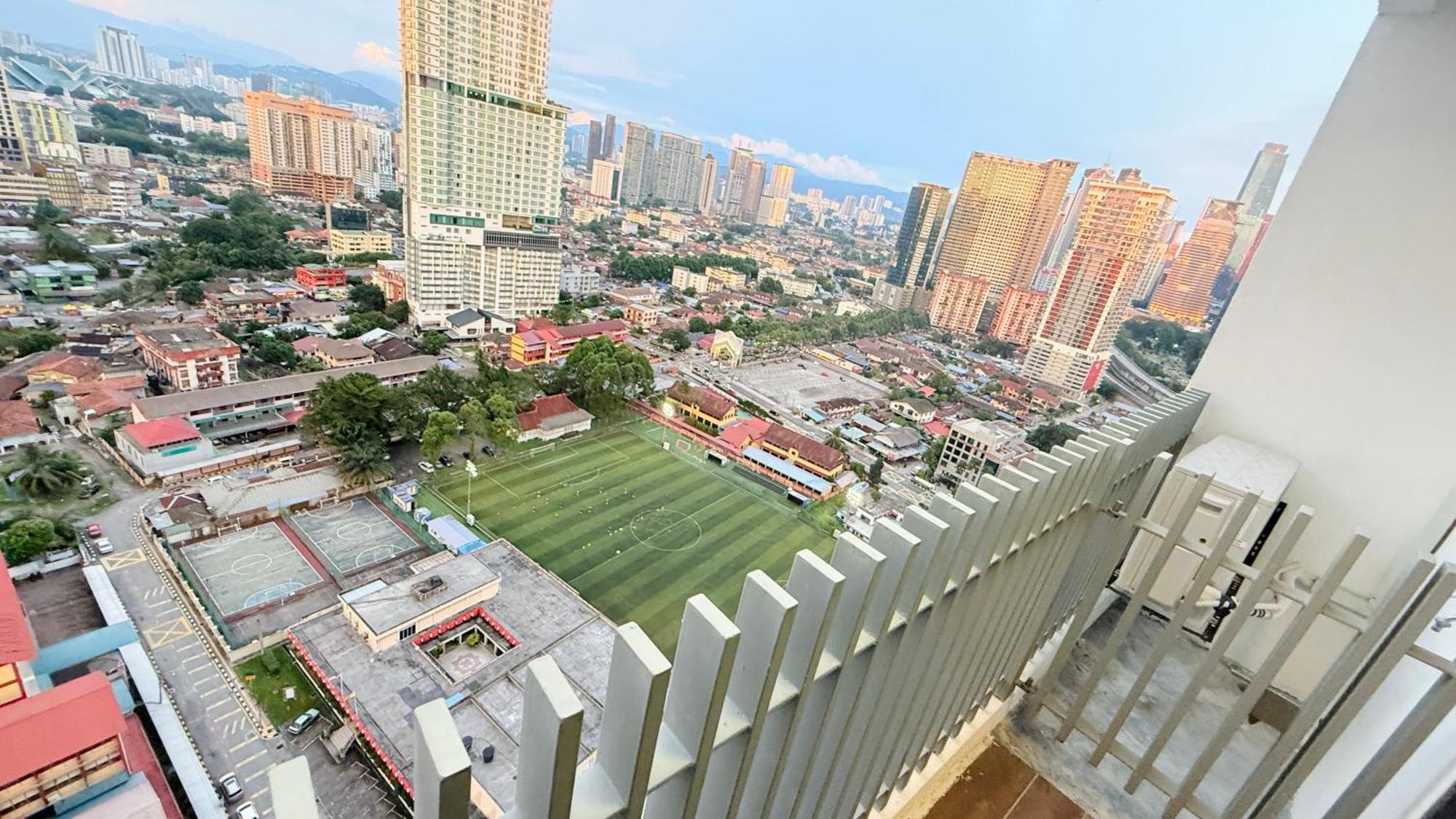 Infinitum Service Suites Klcc Homestay