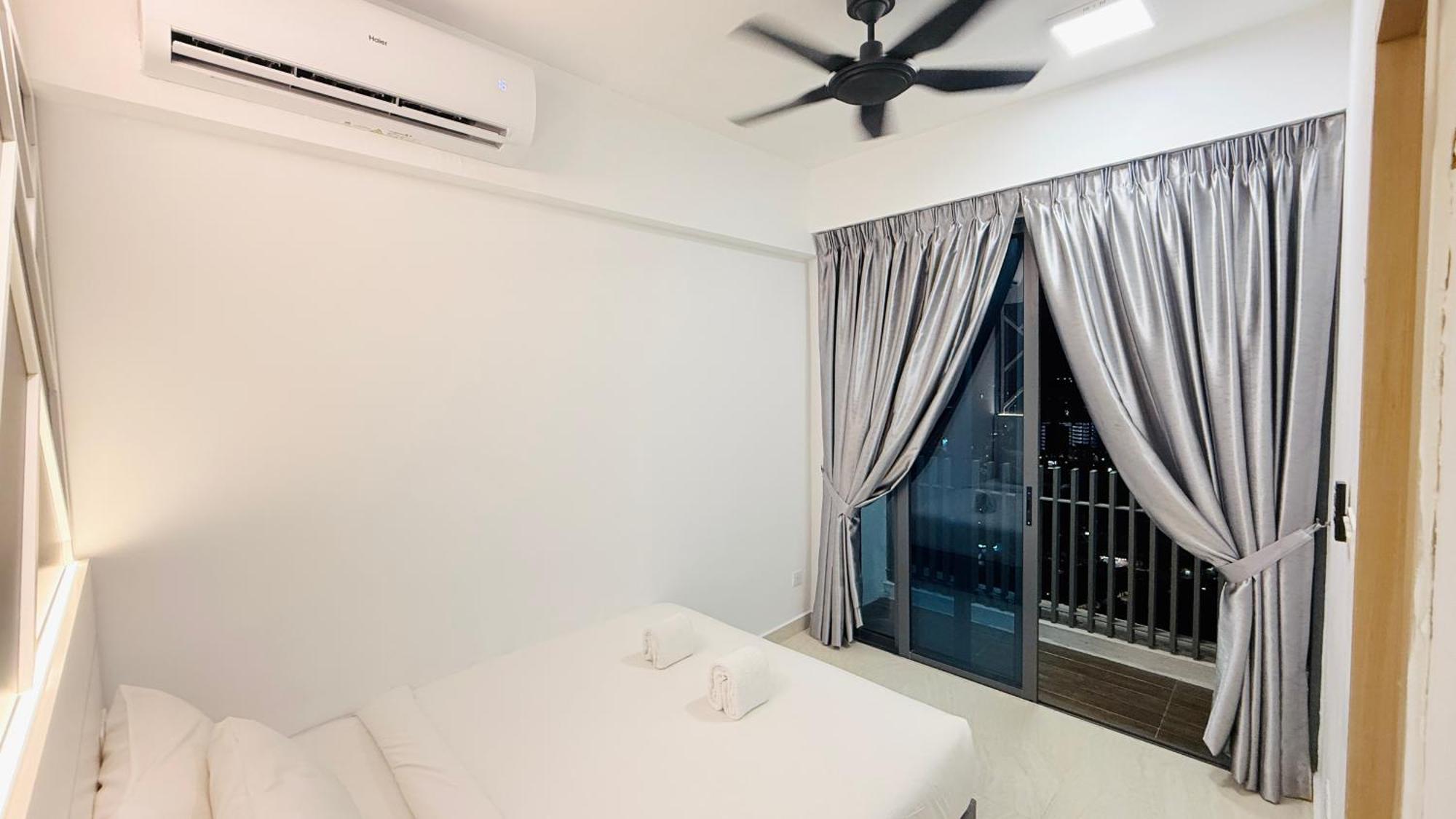 Infinitum Service Suites Klcc Homestay Pangsapuri *